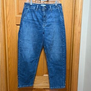 Women's Relaxed Fit Barrel Leg Blue Jeans
